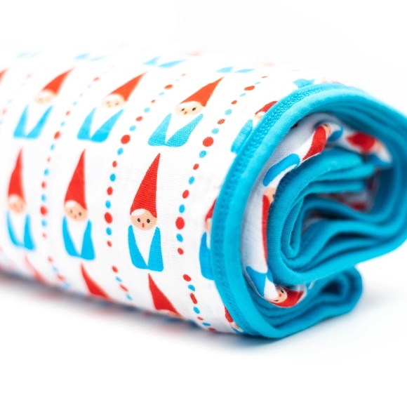 My Gnomies Cuddle Blanket - Picture 2 of 2